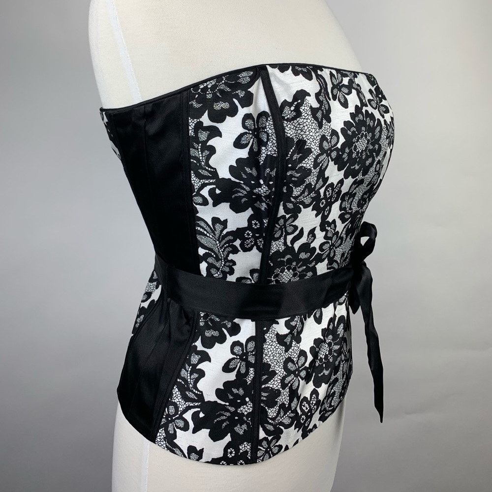 whitehouse black market Bustier